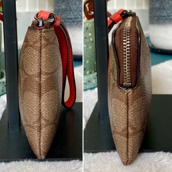 Coach X Keith Haring ✨HP✨ Heart Corner Zip Monogram Wristlet F12998 - Picture 6 of 13